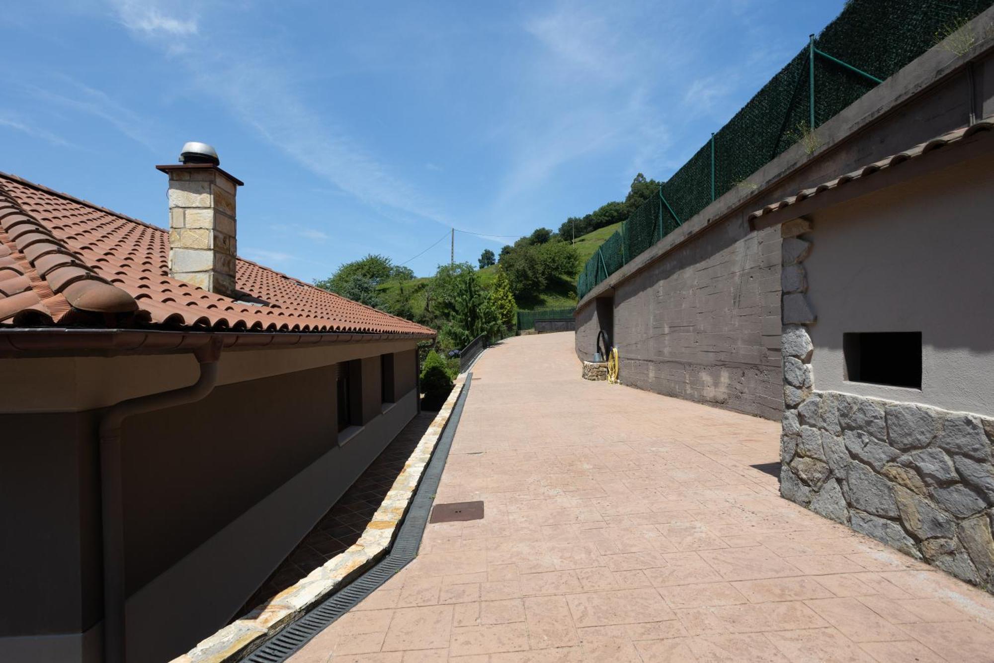 SARREN VILLA POOL by Urdaibai Rentals Bermeo Bagian luar foto