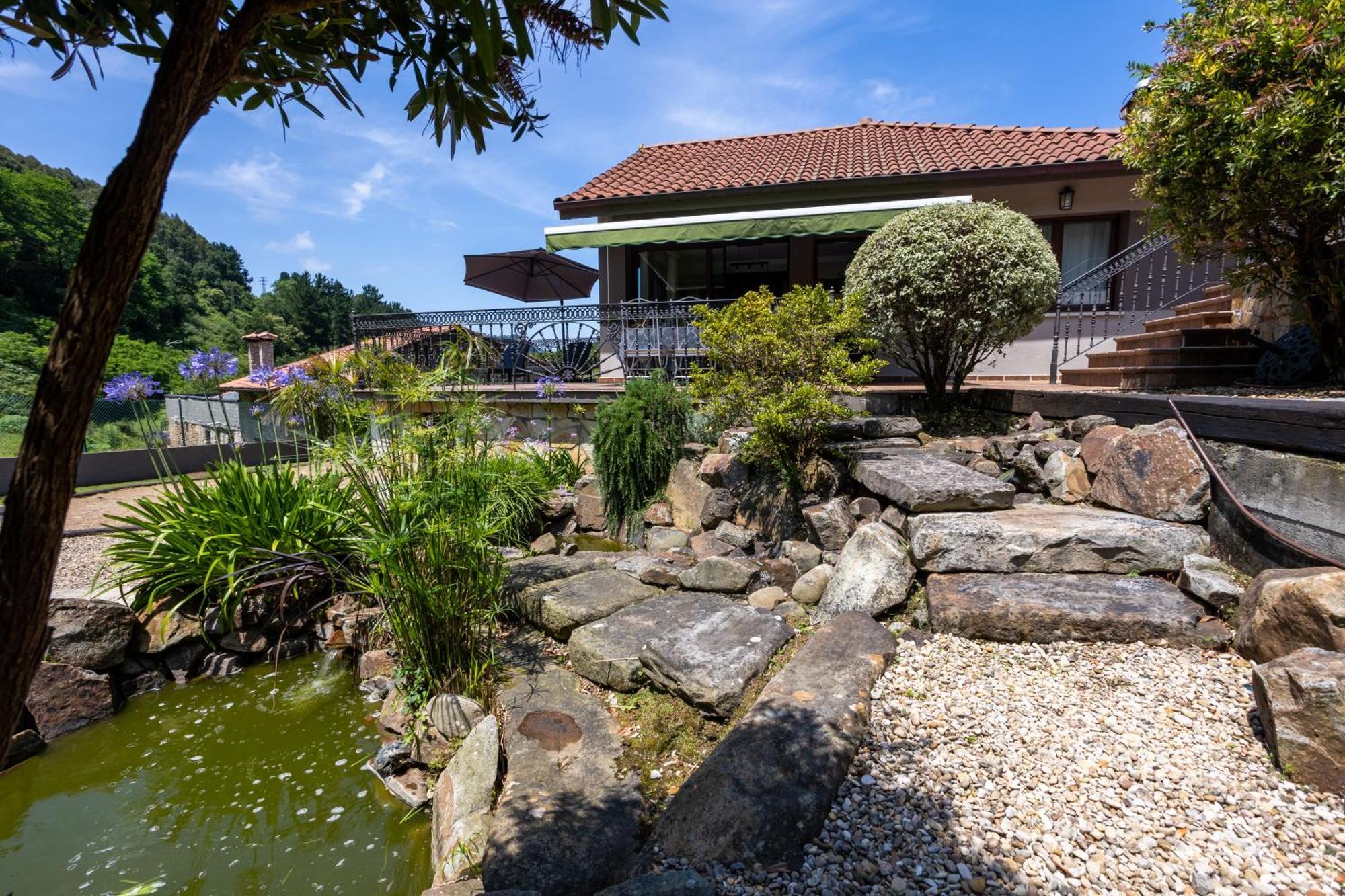 SARREN VILLA POOL by Urdaibai Rentals Bermeo Bagian luar foto