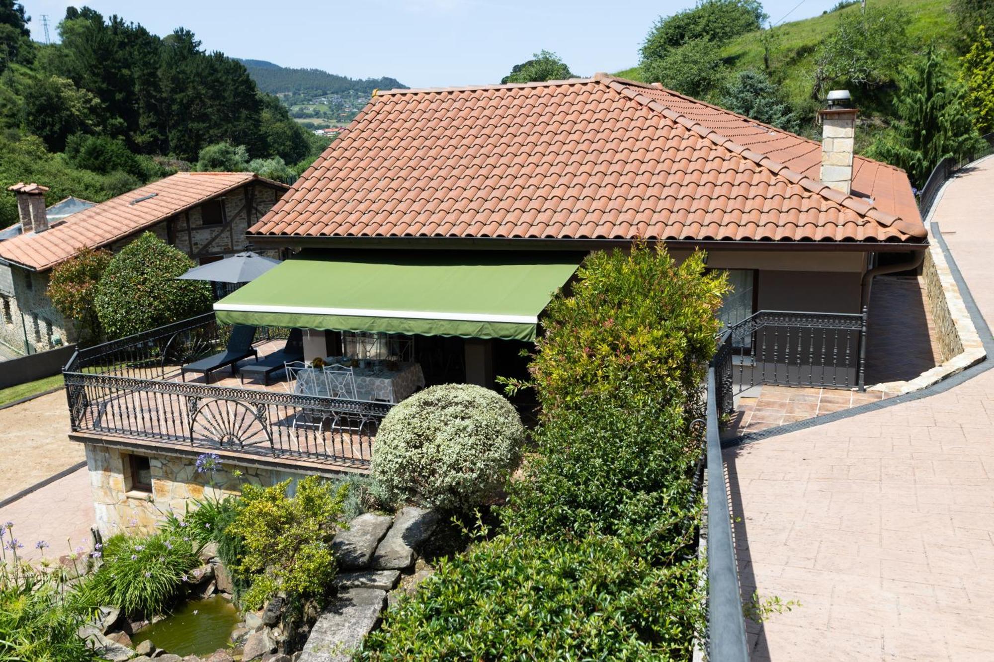 SARREN VILLA POOL by Urdaibai Rentals Bermeo Bagian luar foto