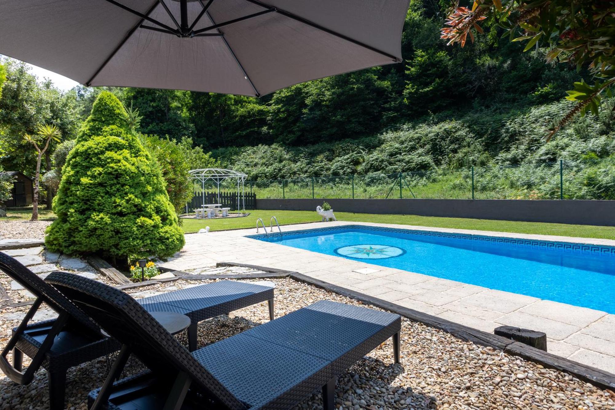 SARREN VILLA POOL by Urdaibai Rentals Bermeo Bagian luar foto