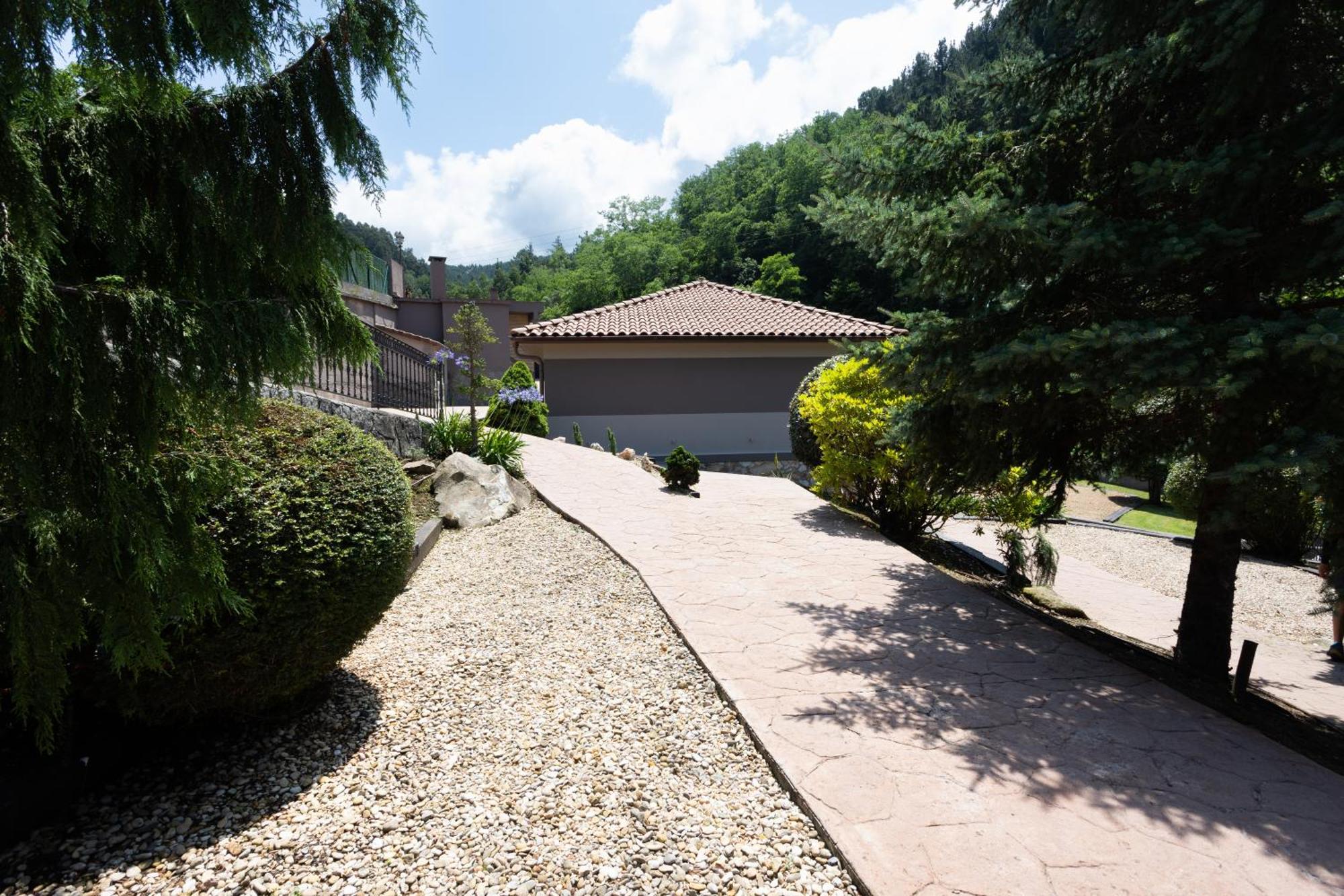 SARREN VILLA POOL by Urdaibai Rentals Bermeo Bagian luar foto